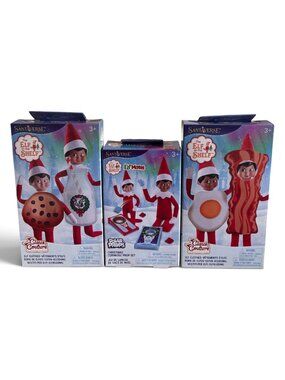 Elf on the Shelf Santaverse Elf Mates Costume & Cornhole 3-Piece Bundle
